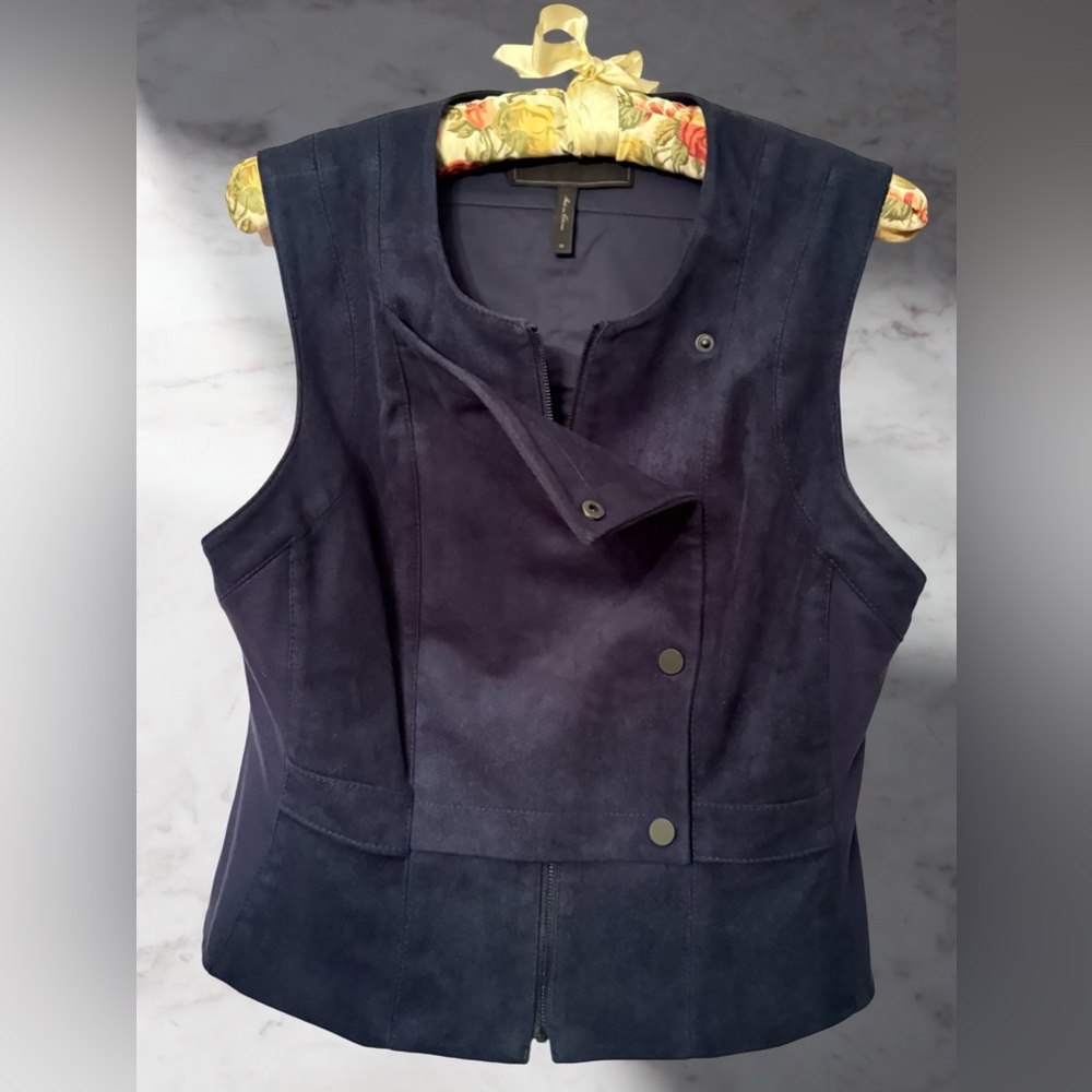 ✨✨Gorgeous BCBGMAXAZRIA Navy Vest Jacket Size Medium ✨💎